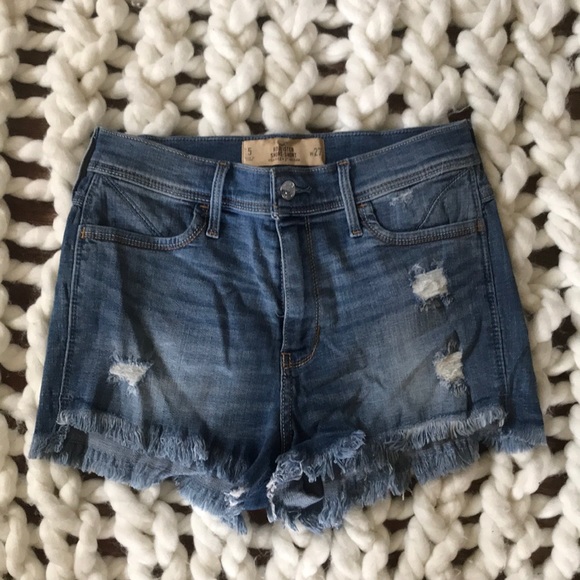 Hollister Pants - Hollister short-short high rise - 2” inseam